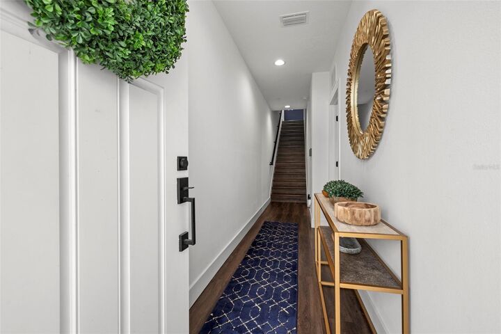 Property Photo:  865 6 Avenue S 17  FL 33701 