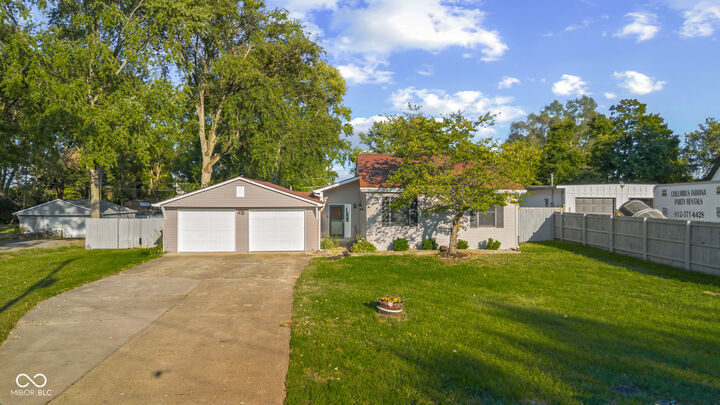 Property Photo: 4611 N 150 W IN 47203