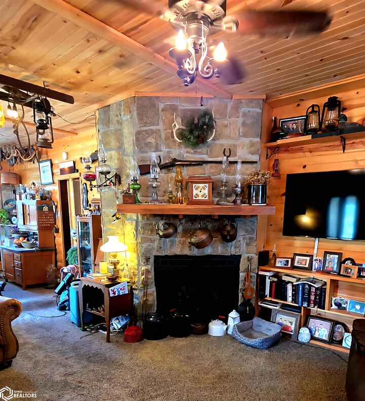 Property Photo:  209 E Spahr Street  IA 52644