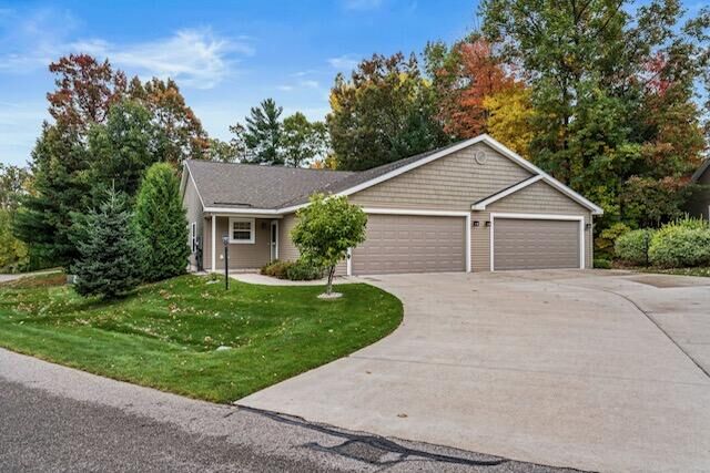 1160 Terrace Bluff Drive  Traverse City MI 49686 photo