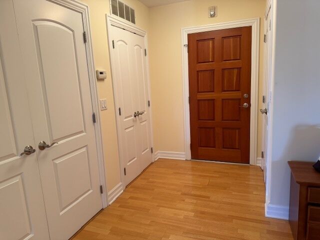 Property Photo:  36 S Cass Avenue 2C  IL 60559 