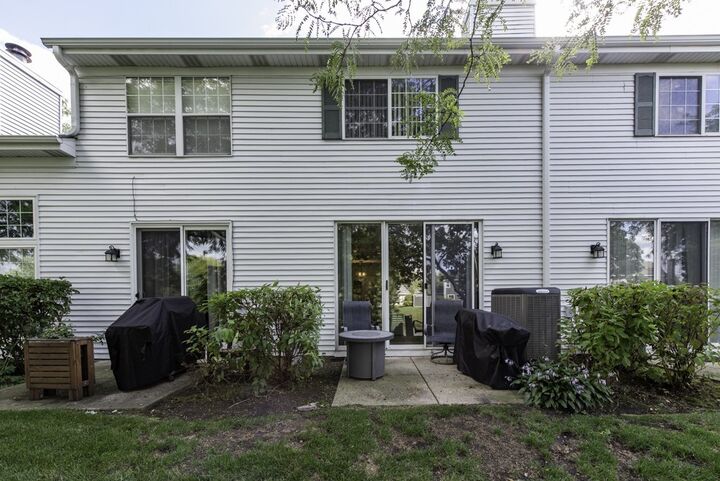 Property Photo: 17820 W Braewick Road IL 60031