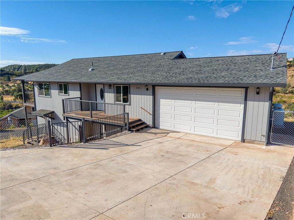 Property Photo:  10818 Skyview Drive  CA 95451 