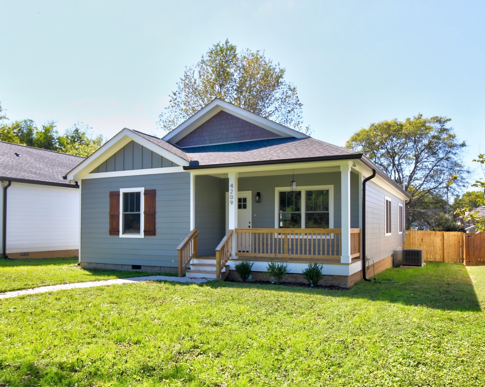 Property Photo: 4209 Woods St TN 37138