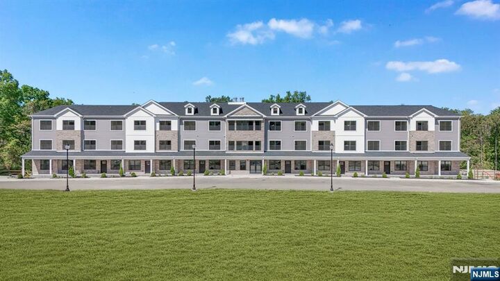 Property Photo:  104 Encampment Court 104  NJ 07082 