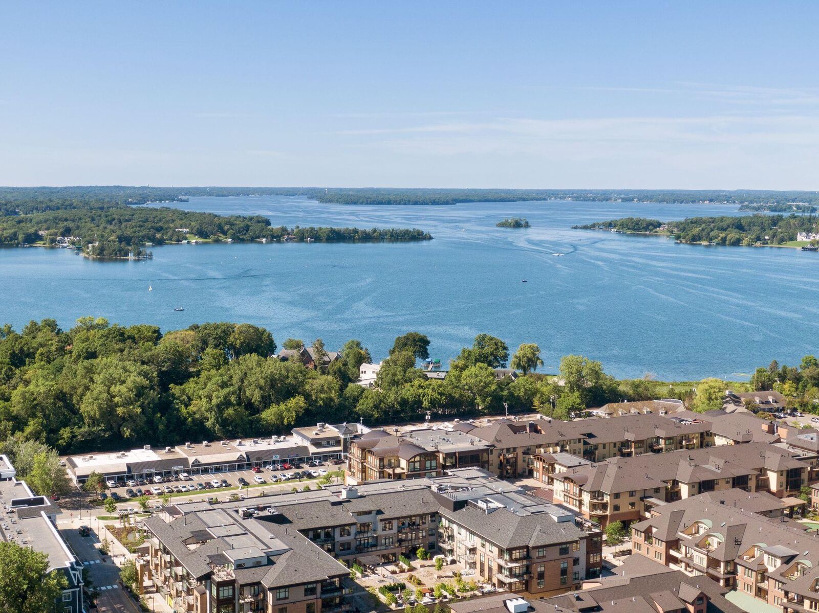 Property Photo:  875 Lake Street N 216  MN 55391 