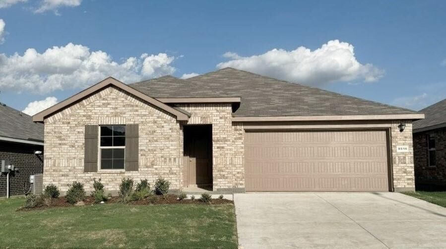 Property Photo:  8516 Hollymead Lane  TX 76131 