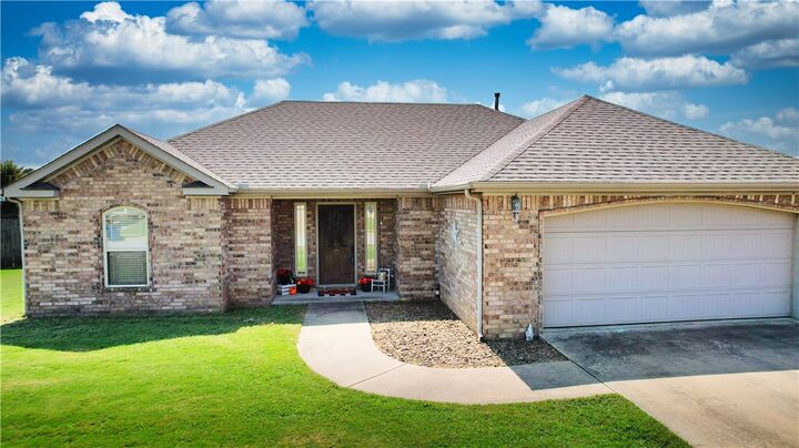 Property Photo: 1307 Hickery Street AR 72751