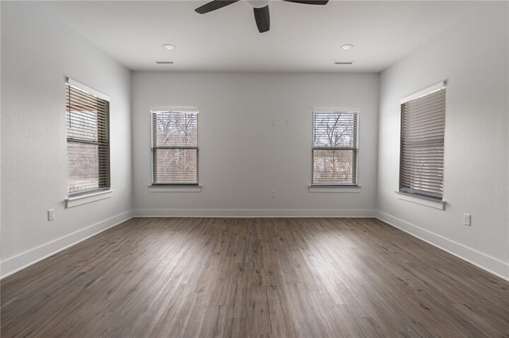 Property Photo: 2045 N Sunshine Road AR 72704