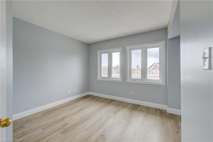 Property Photo:  1701 Lampman Avenue 1107  ON L7L 6R9 