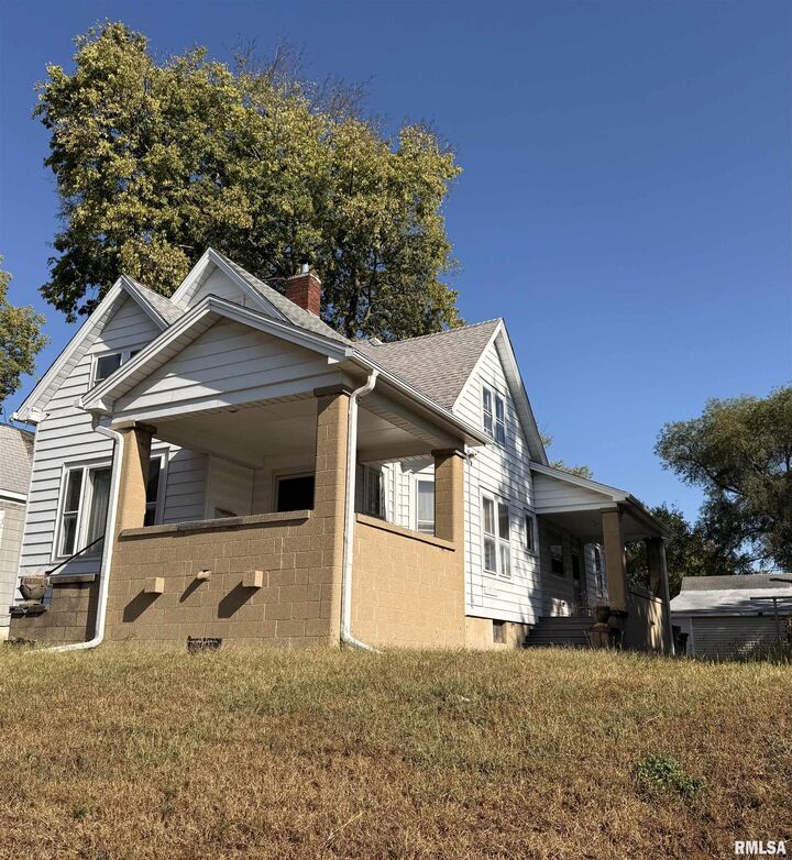 Property Photo:  520 Fairholm Avenue  IL 61603 