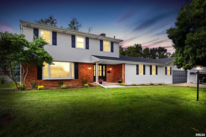 1043 E Jefferson Street  Morton IL 61550 photo