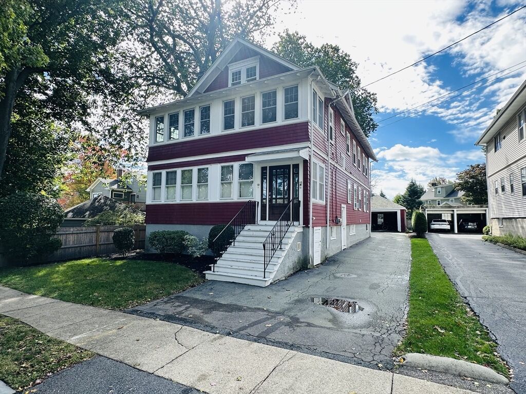 Property Photo:  113 Cushing Avenue 113  MA 02478 