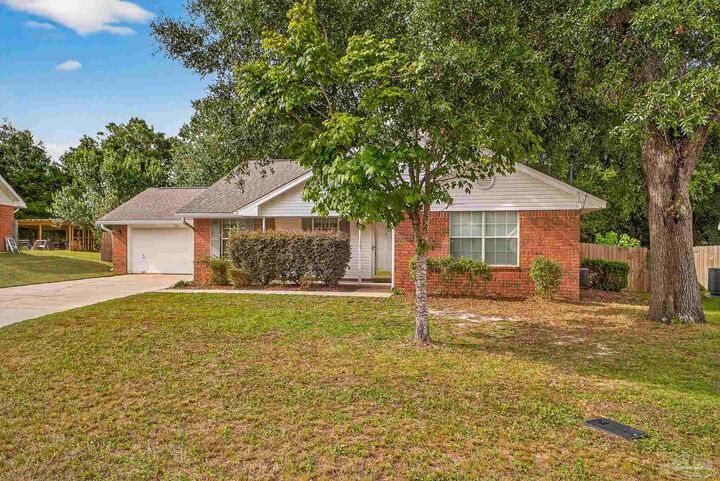 Property Photo:  7331 Copter Ln  FL 32570 