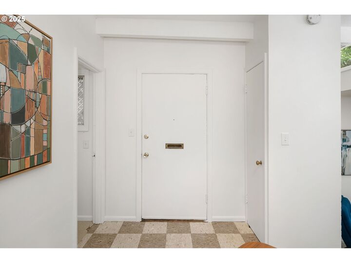 Property Photo:  1524 SW Davenport St  OR 97201 