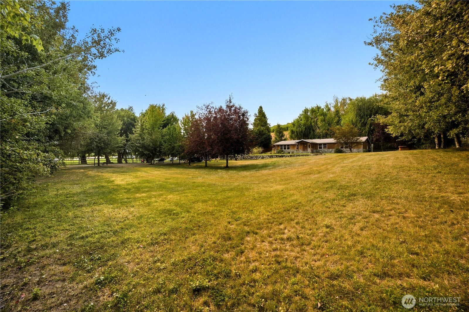 Property Photo:  2810  Manson Boulevard  WA 98831 