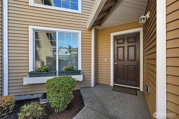 Property Photo:  2514  85th Drive NE Cc2  WA 98258 