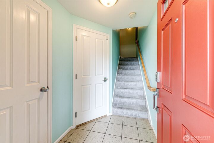 Property Photo:  11720  Greenwood Avenue N A  WA 98133 