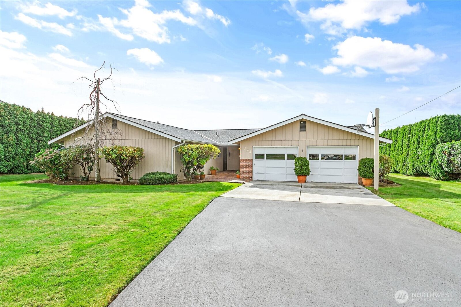 Property Photo:  323 E Wiser Lake Road  WA 98264 