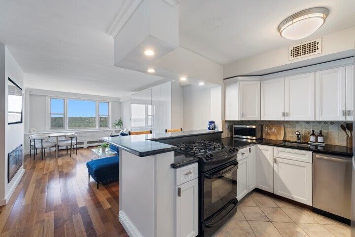 Property Photo: 5700 Arlington Avenue 22N NY 10471