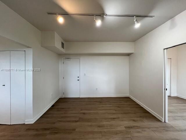 Property Photo:  1000 SW 12th Ct 4  FL 33135 
