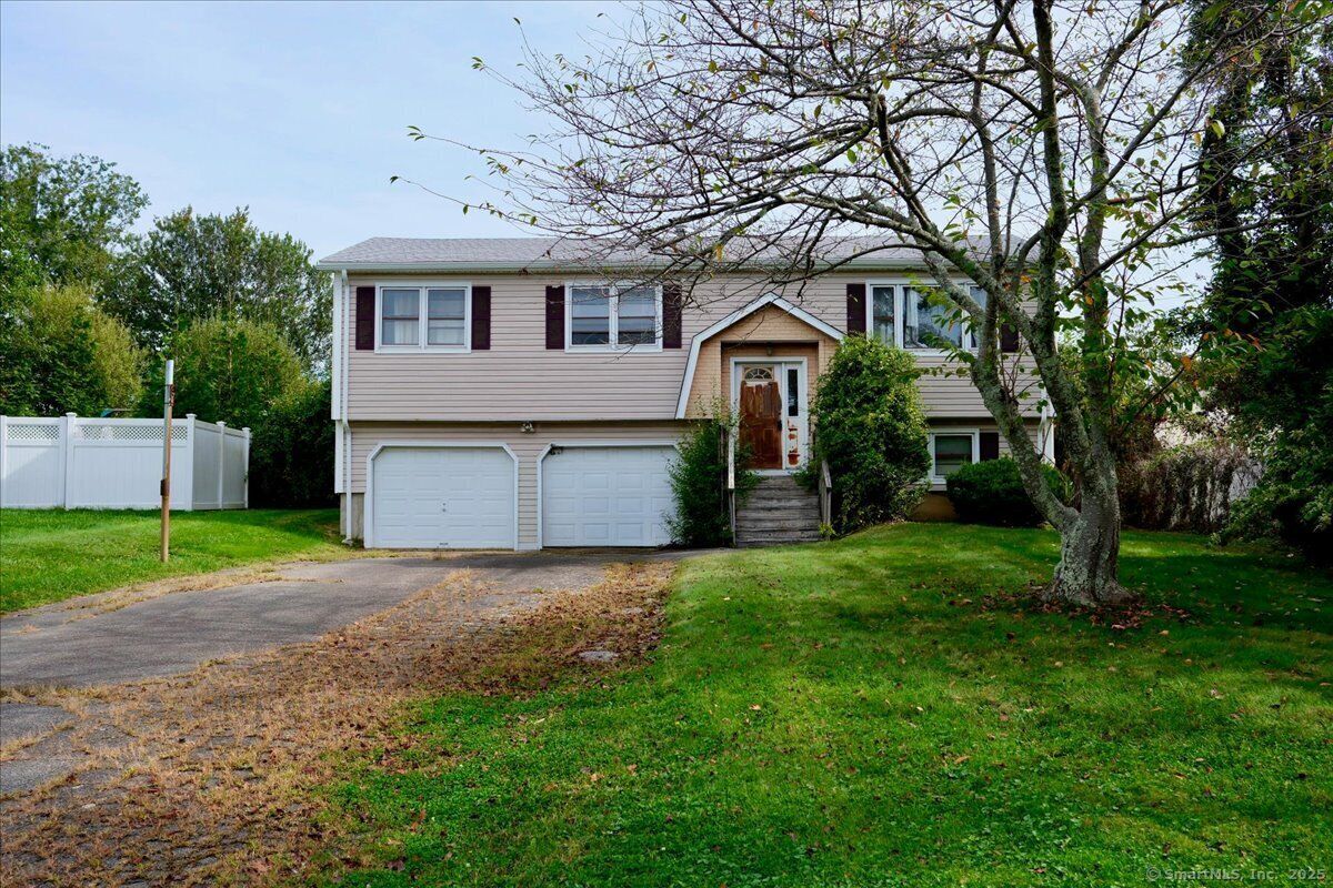 Property Photo:  12 Nolan Terrace  CT 06460 