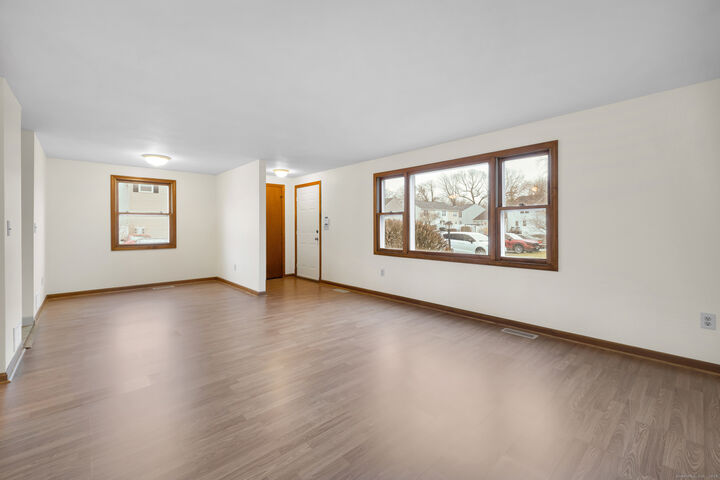 Property Photo: 19 Stonecress Lane 19 CT 06033