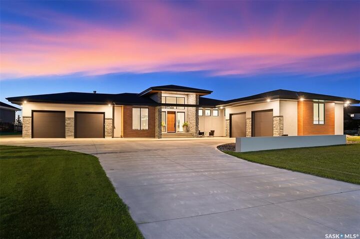 148 Greenbryre Close  Corman Park Rm No. 344 SK S7J 0J5 photo