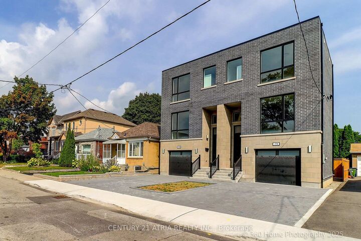 29B Chryessa Avenue  Toronto ON M6N 4T4 photo