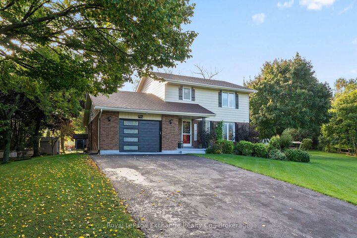 Property Photo:  990 Heritage Drive  ON N2Z 0C2 