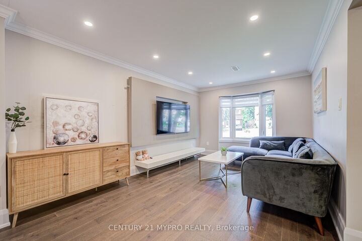 Property Photo:  11 Sundown Court  ON L4J 3V4 