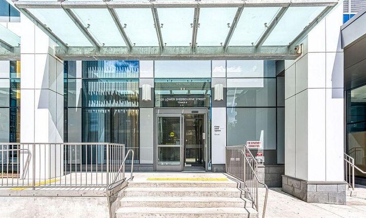 Property Photo:  135 Lower Sherbourne Street SW 2519  ON M5A 1Y4 