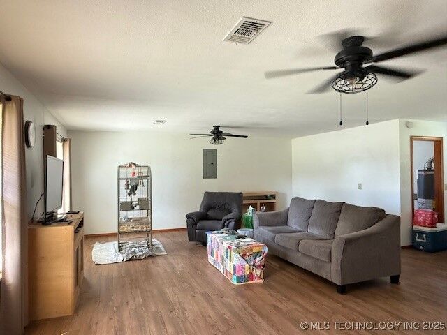 Property Photo:  1643 N 4100  OK 74759 