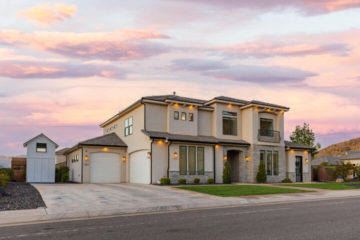 Property Photo: 3397 E Maple Mountain Dr UT 84790