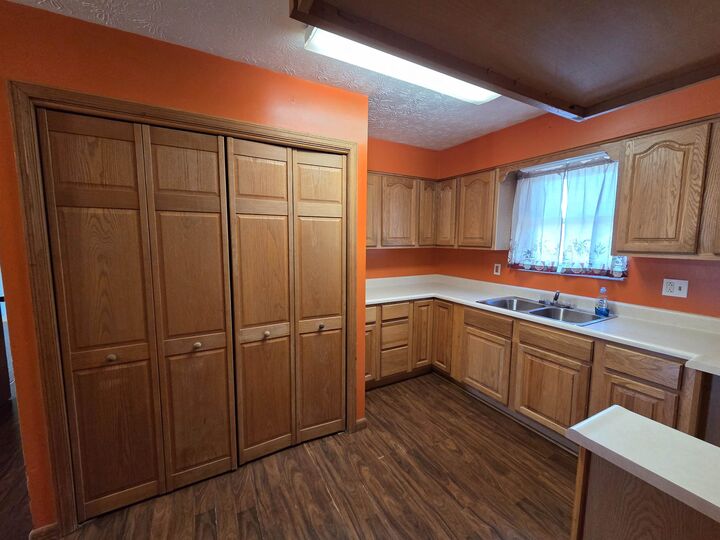 Property Photo:  312 N Court St  KY 41143 