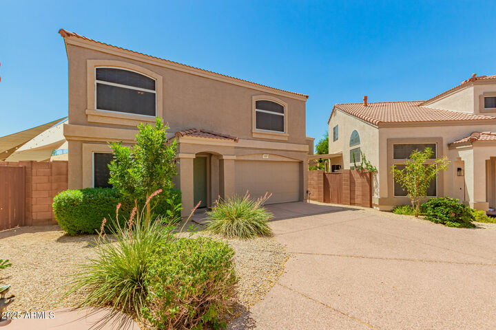 Property Photo:  17606 N 17th Place 1057  AZ 85022 