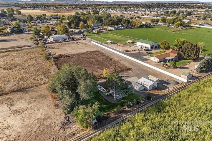 Property Photo:  3512 Wolf Lane  ID 83607