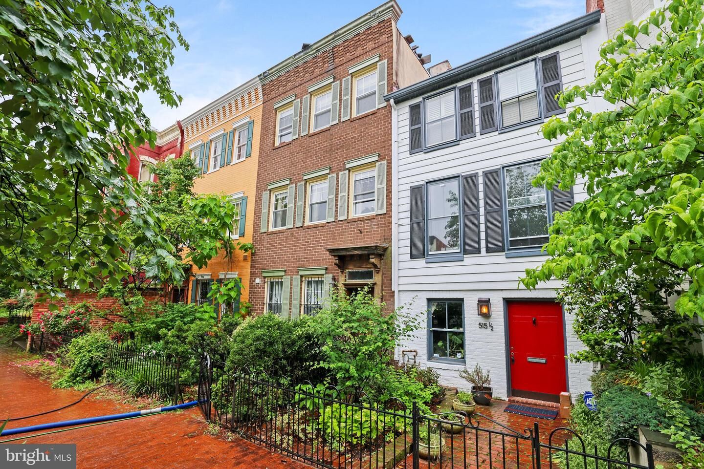 Property Photo:  517 6th Street SE 2  DC 20003 