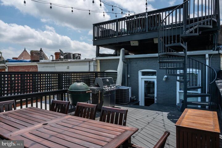 Property Photo:  933 Westminster Street NW  DC 20001 