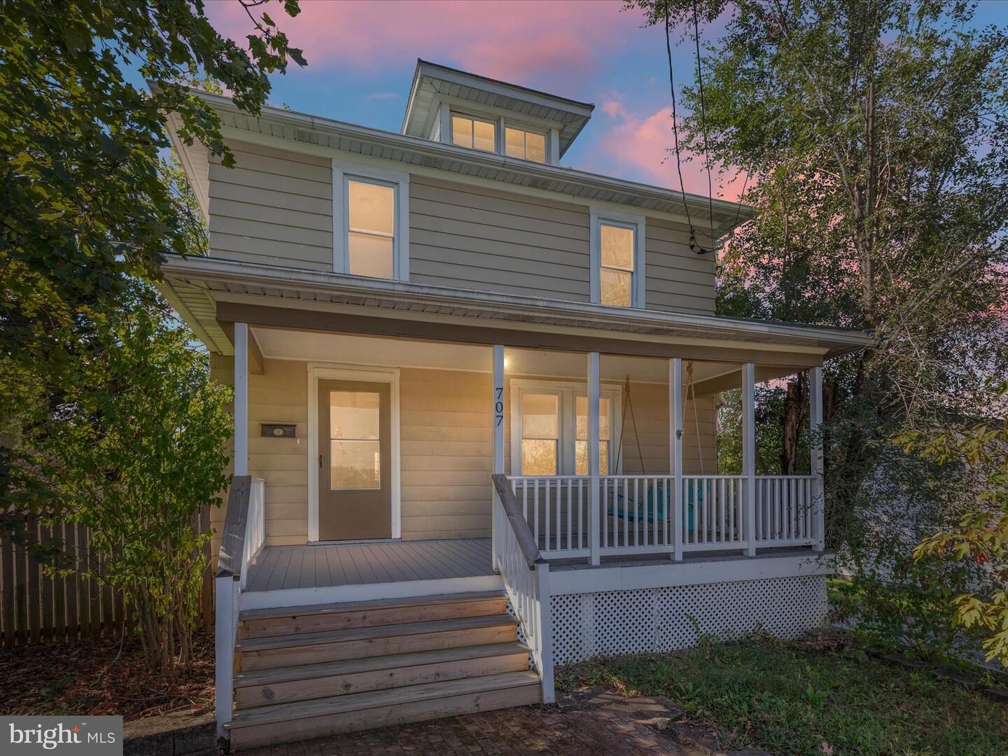 Property Photo: 707 E Cork Street VA 22601