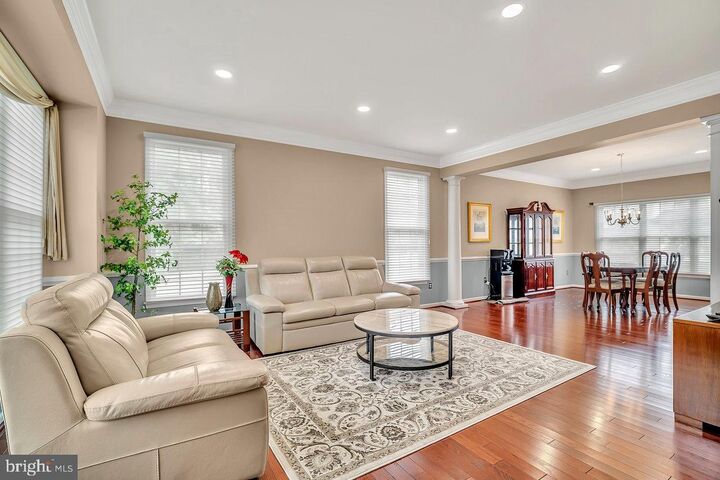 Property Photo:  86 Renfield Drive  NJ 08540 