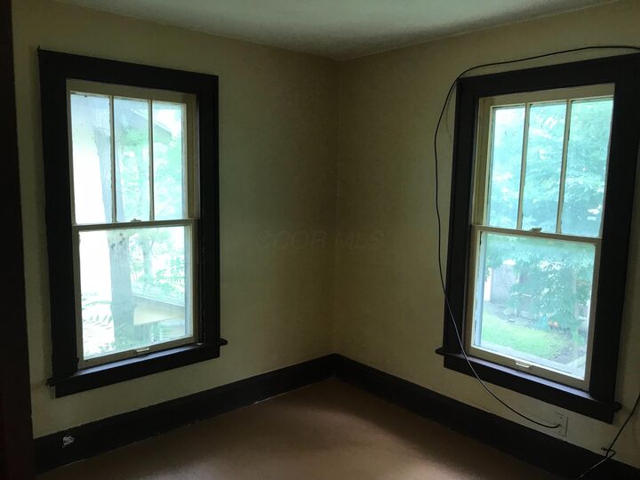 Property Photo: 264 Nashoba Avenue OH 43223