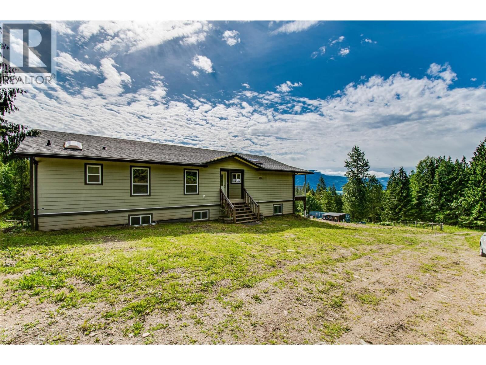 Property Photo: 31 Violet Road BC V0E 1Y0