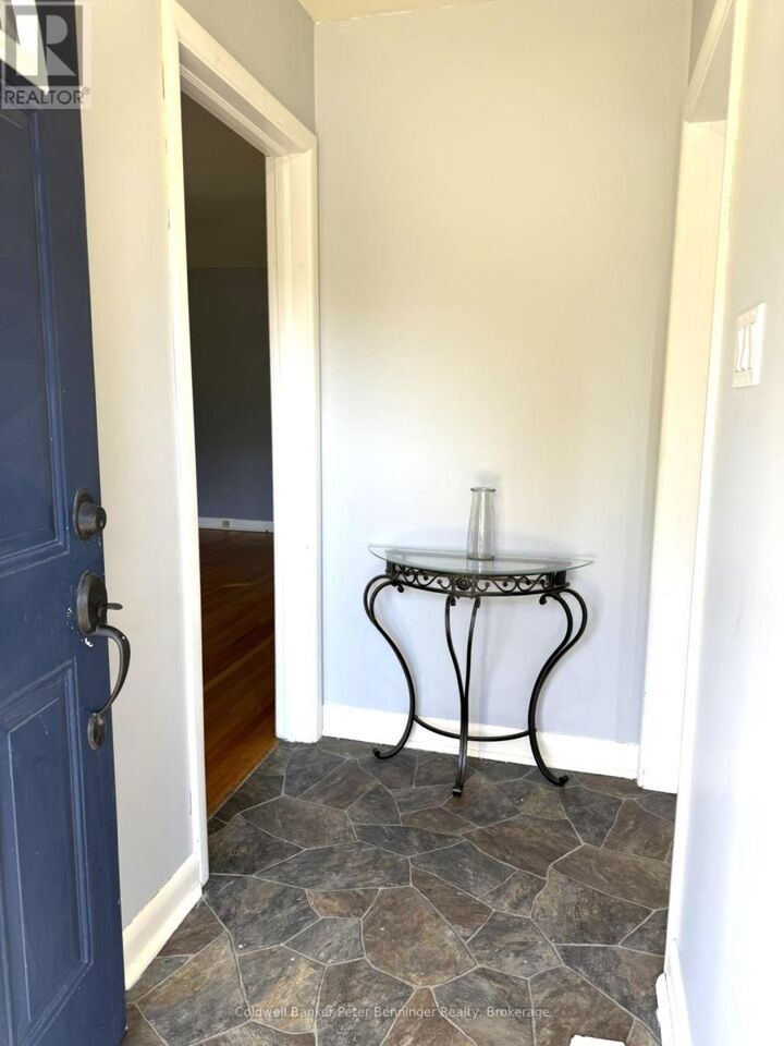 Property Photo:  2 Elgin Street  ON N0G 2V0 