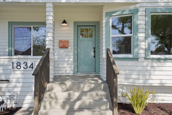 Property Photo: 1834 8th St CA 94501