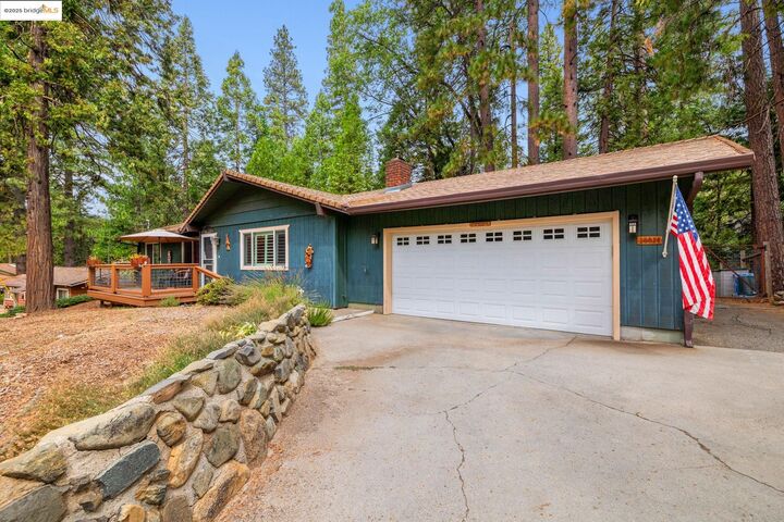 Property Photo: 18814 Middle Camp Sugar Pine Rd CA 95383