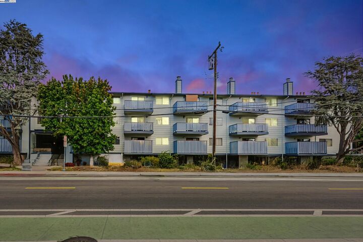 29300 Dixon St 311  Hayward CA 94544 photo