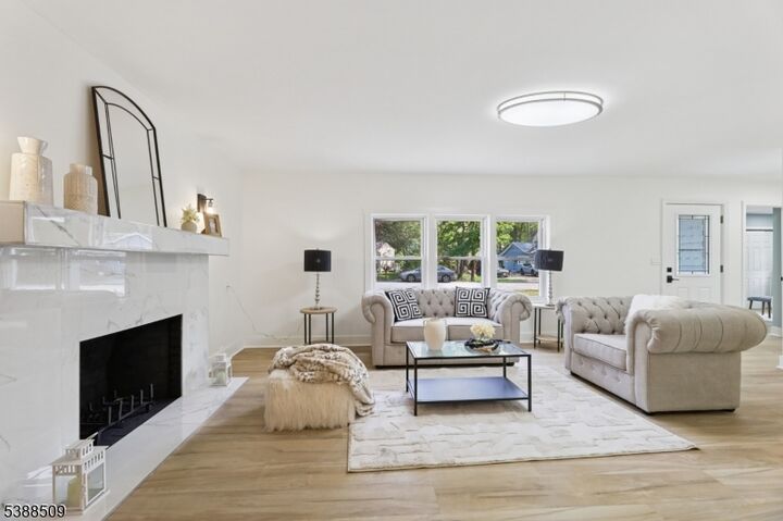 Property Photo:  6 Tamarack Trl  NJ 07460 