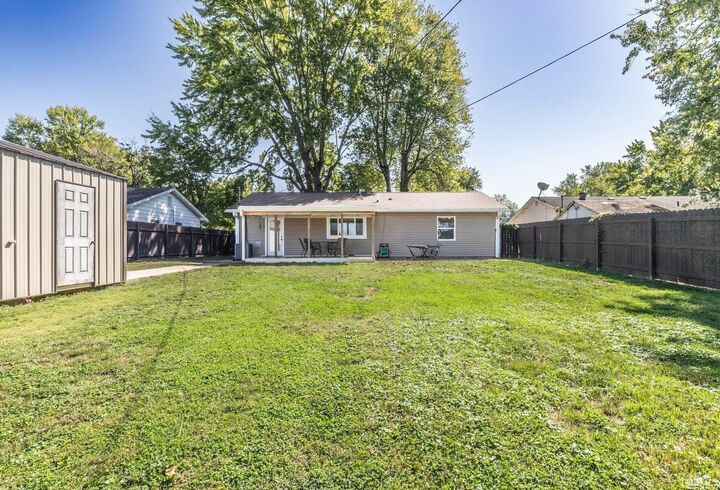 Property Photo:  4412 Longfield Drive  IN 47710 