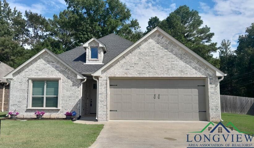 Property Photo: 100 Ball Park Dr TX 75650